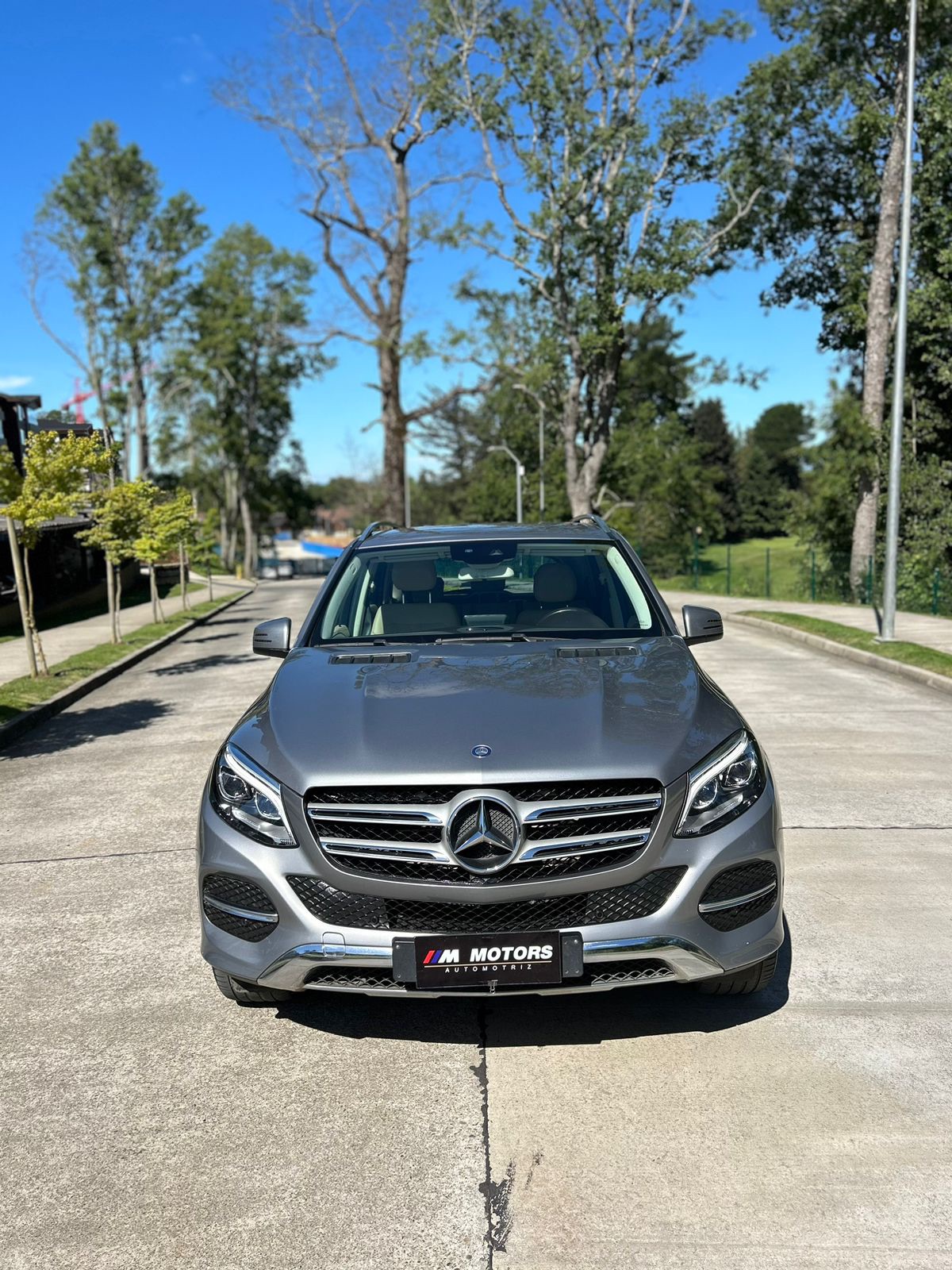 Mercedes-Benz Gle250 — foto 3 de 10