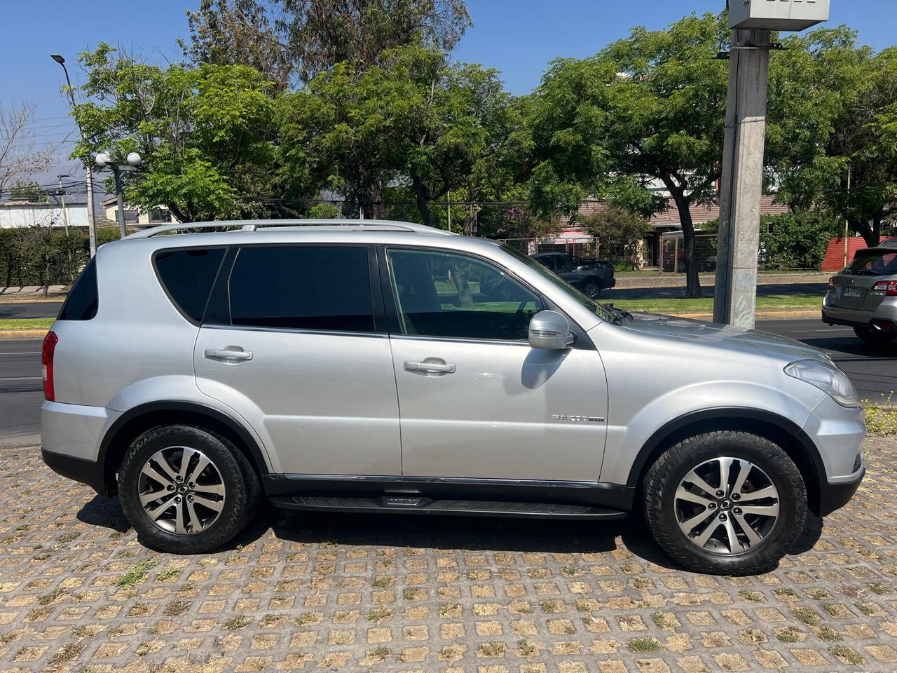 SsangYong Rexton — foto 18 de 18