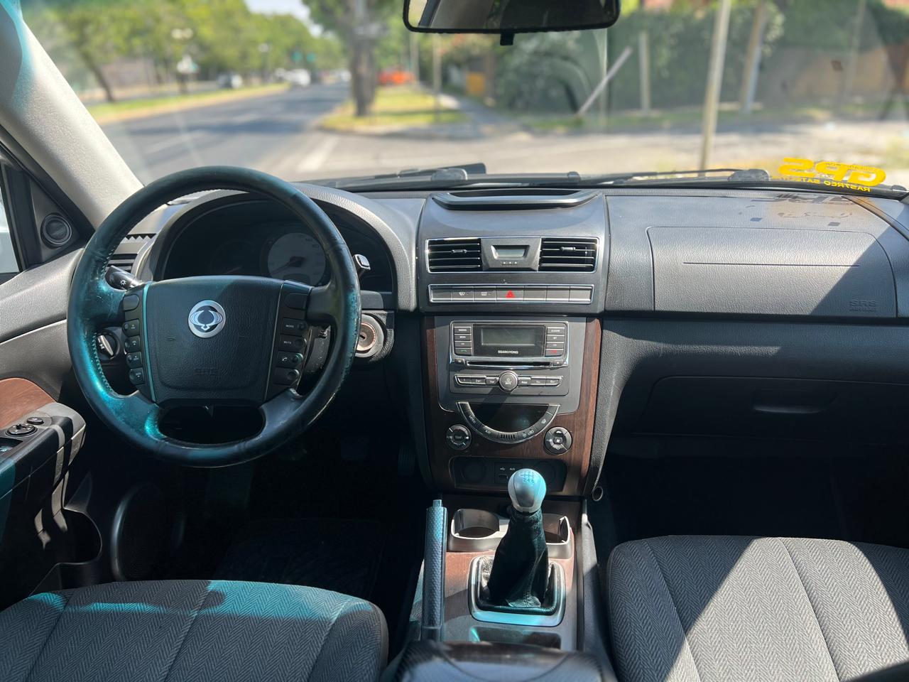 SsangYong Rexton — foto 9 de 18