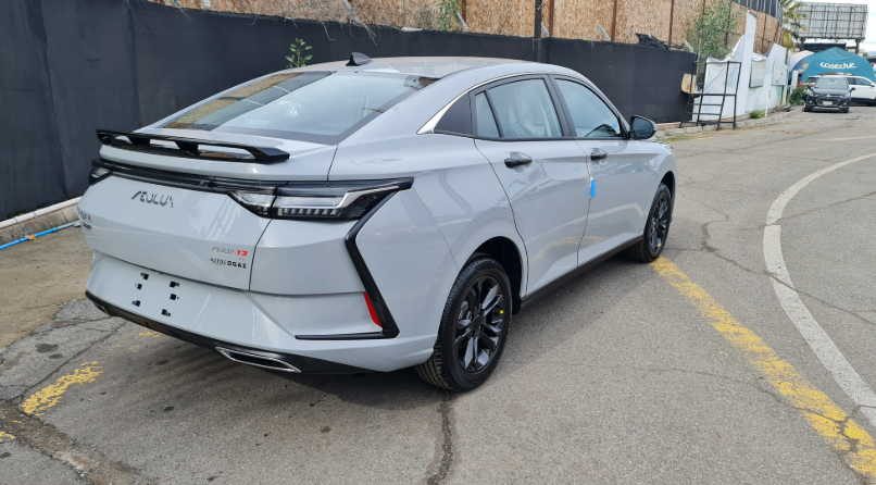 Dfm Aeolus Y3 — foto 9 de 11