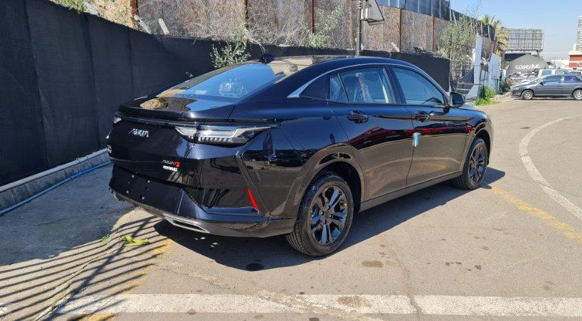 Dfm Aeolus Y3 — foto 2 de 5