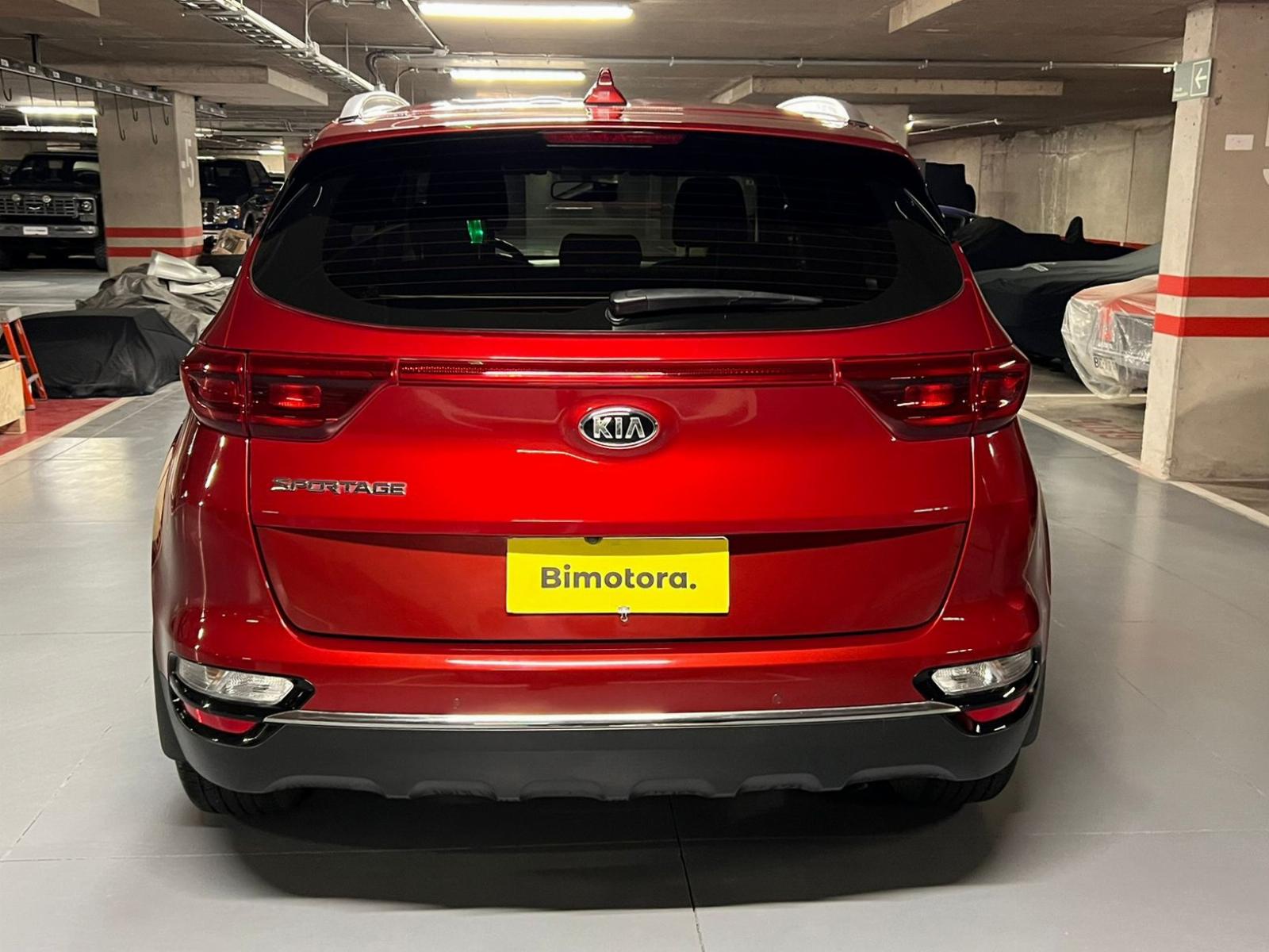 KIA Sportage — foto 16 de 17