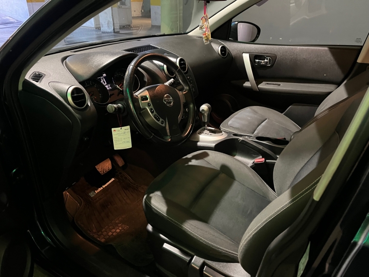 Nissan Qashqai — foto 9 de 12