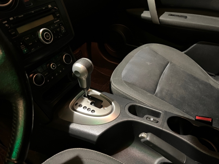 Nissan Qashqai — foto 8 de 12