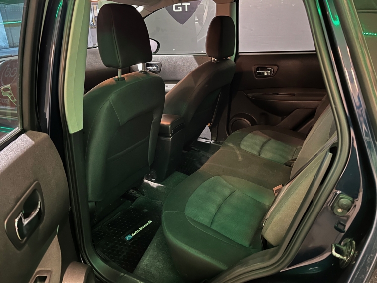 Nissan Qashqai — foto 10 de 12