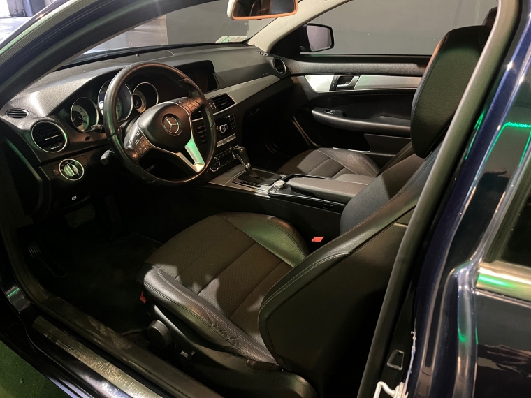 Mercedes-Benz Cla180 — foto 5 de 7