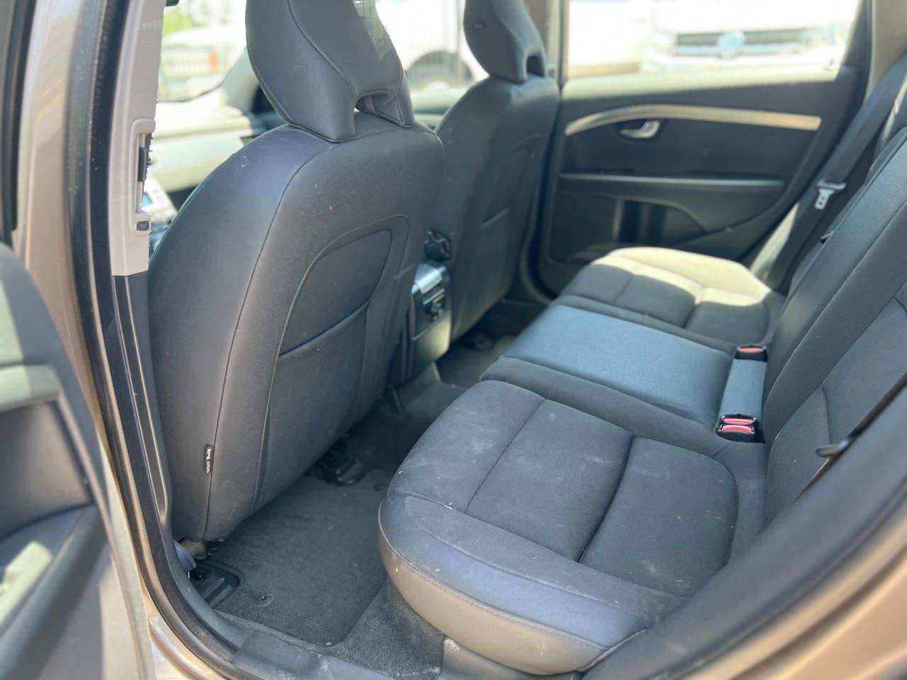 Volvo Xc70 — foto 11 de 20