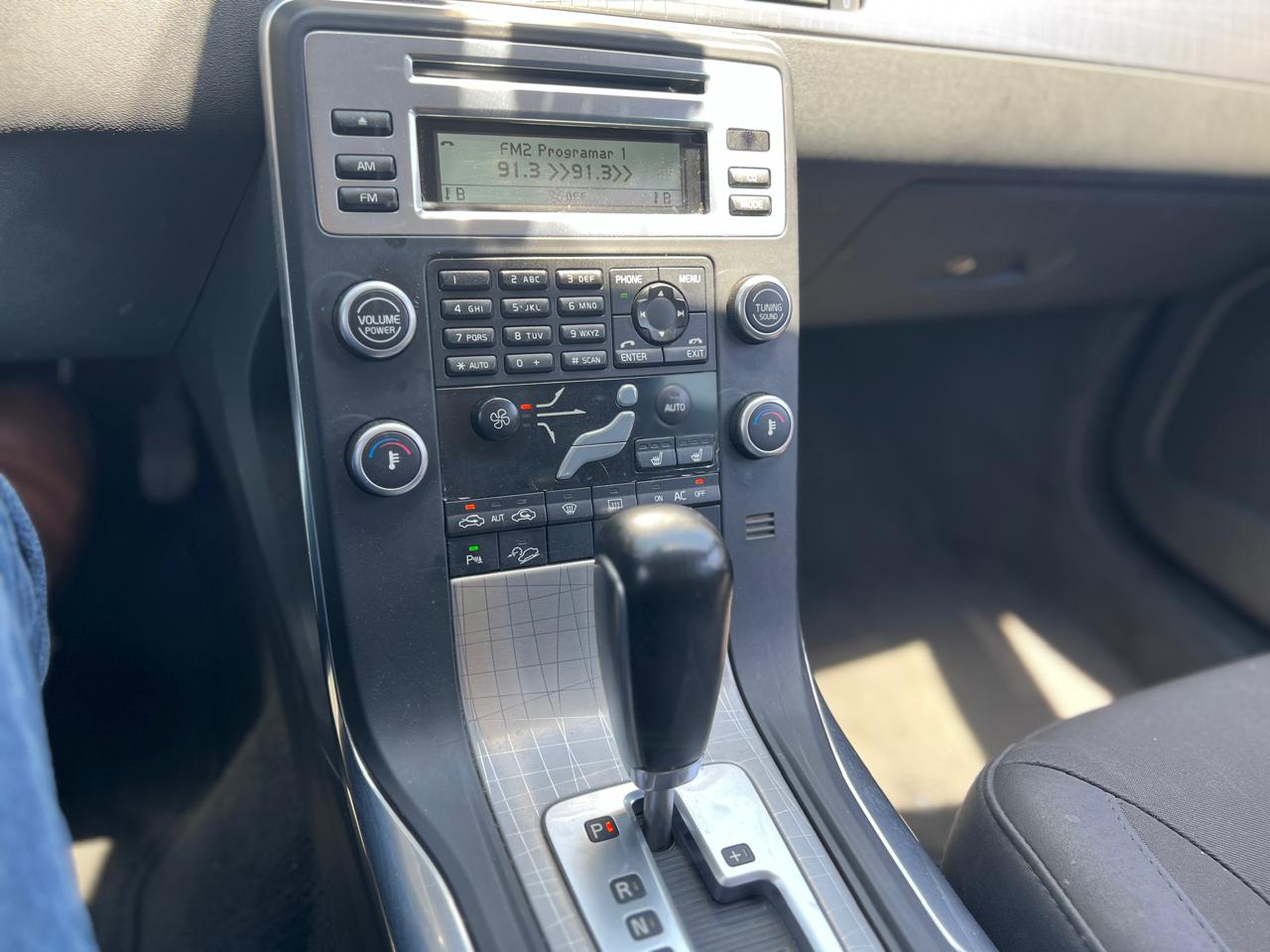 Volvo Xc70 — foto 15 de 20