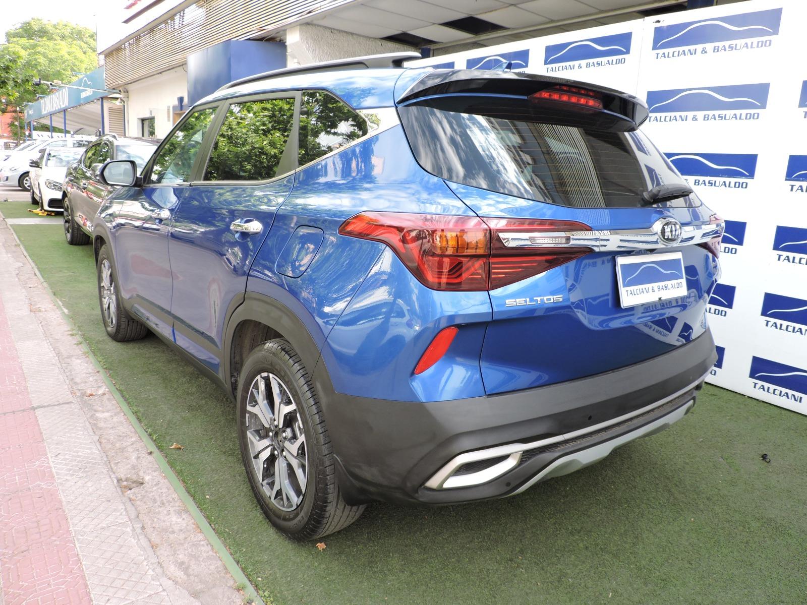 KIA Seltos — foto 18 de 19