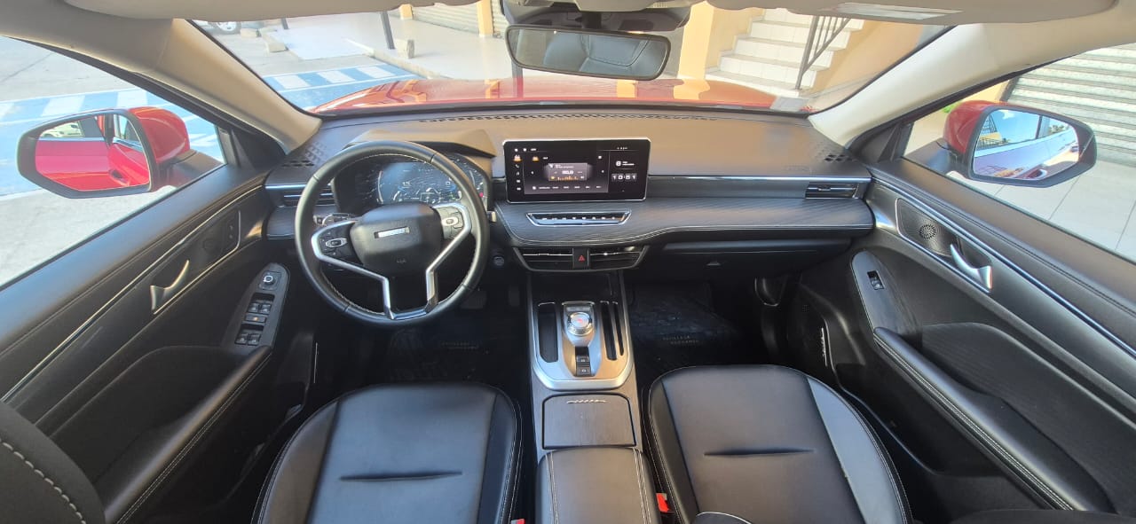 Haval Jolion — foto 16 de 19