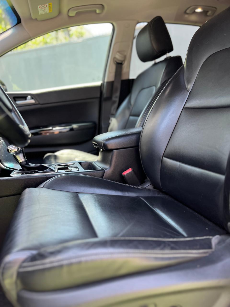 KIA Sportage — foto 10 de 20