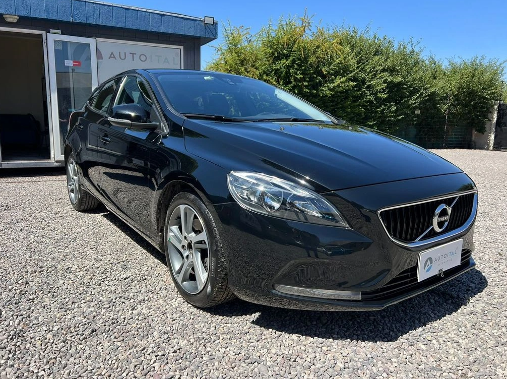 Volvo V40 2017