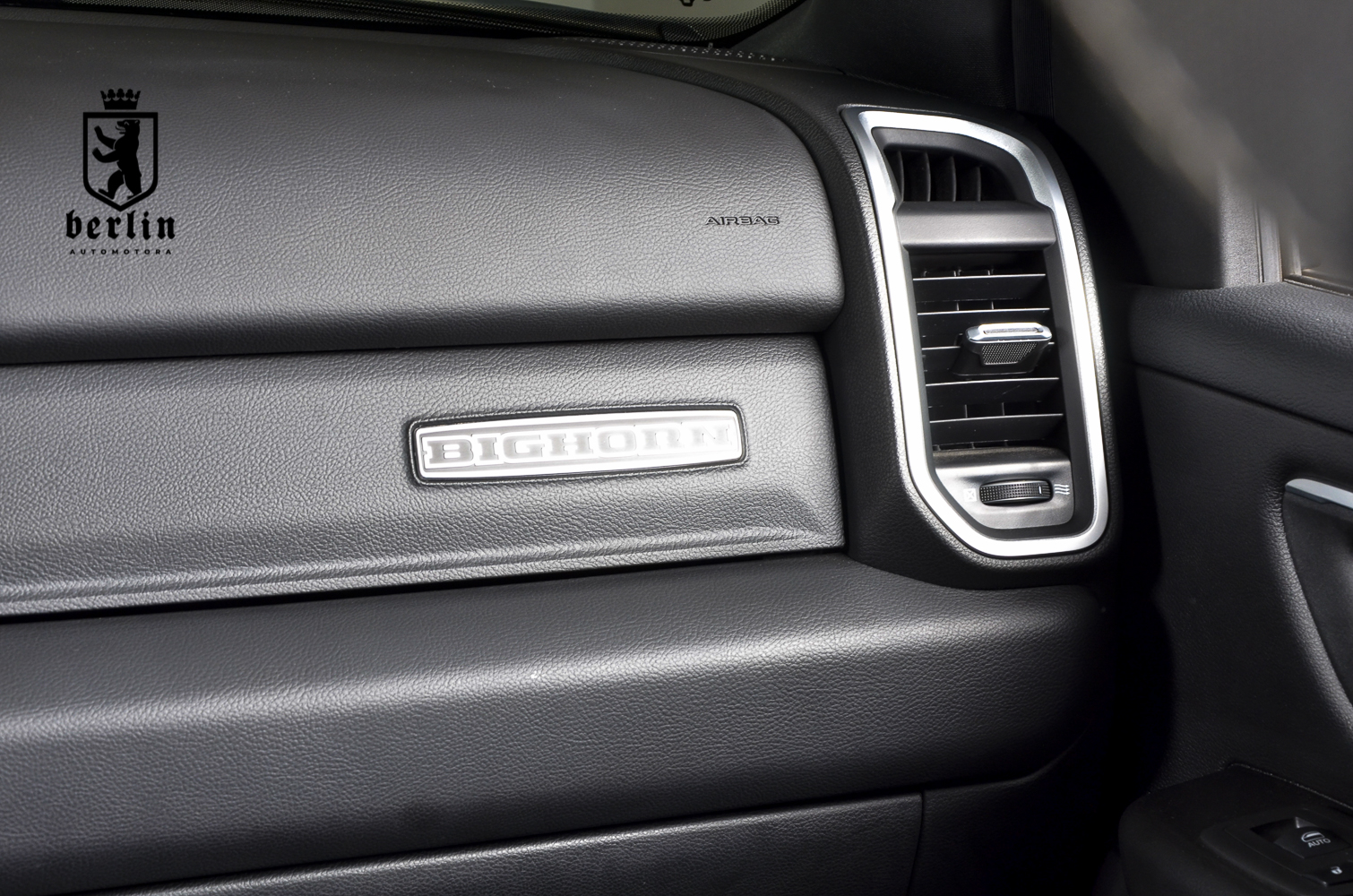 RAM 1500 — foto 11 de 20