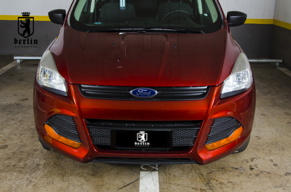 Ford Escape — foto 15 de 18