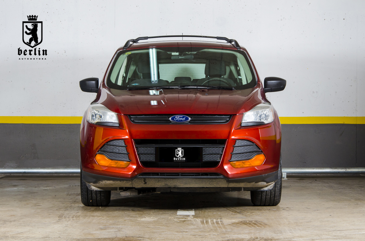 Ford Escape — foto 2 de 18