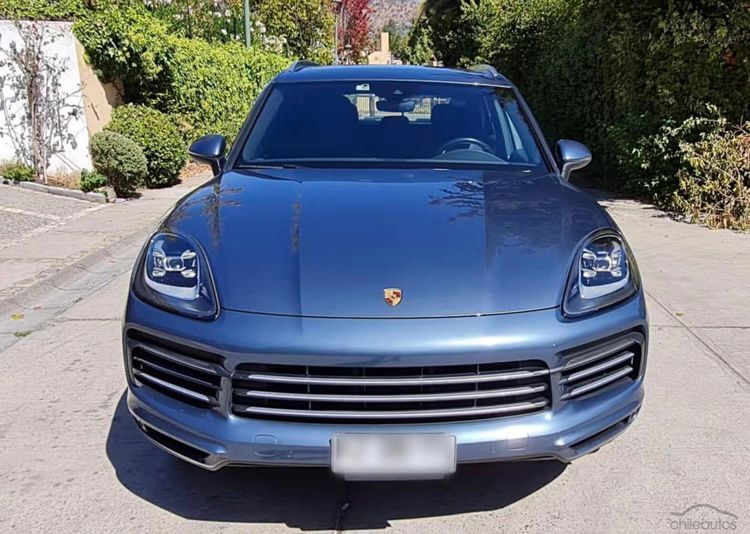 Porsche Cayenne — foto 7 de 12