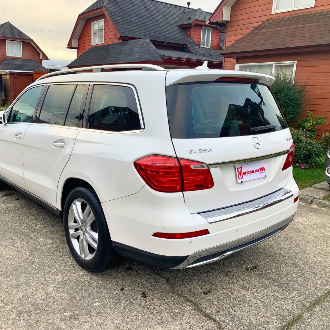 Mercedes-Benz Gl350 — foto 2 de 9