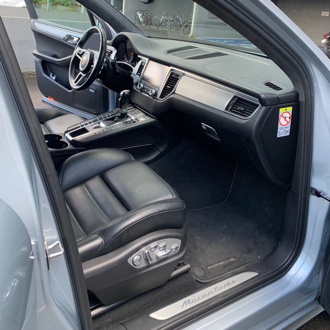 Porsche Macan — foto 8 de 10