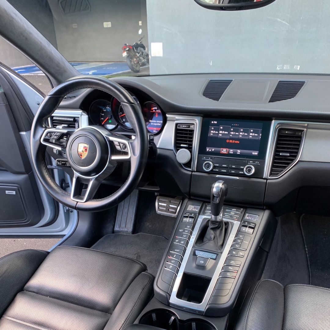 Porsche Macan — foto 5 de 10