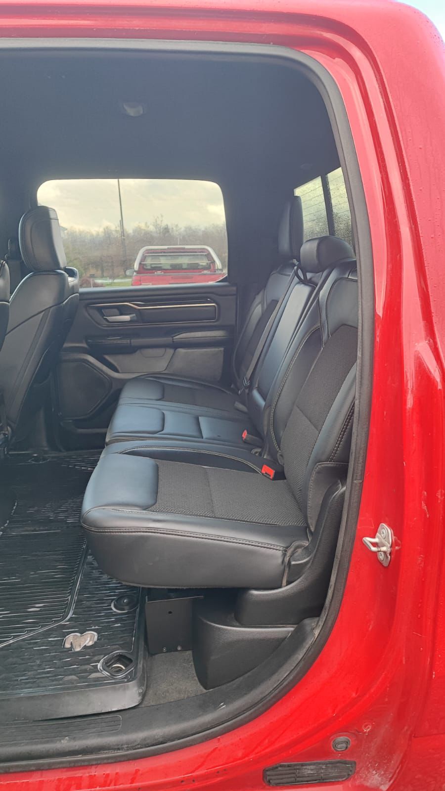 RAM 1500 — foto 7 de 10