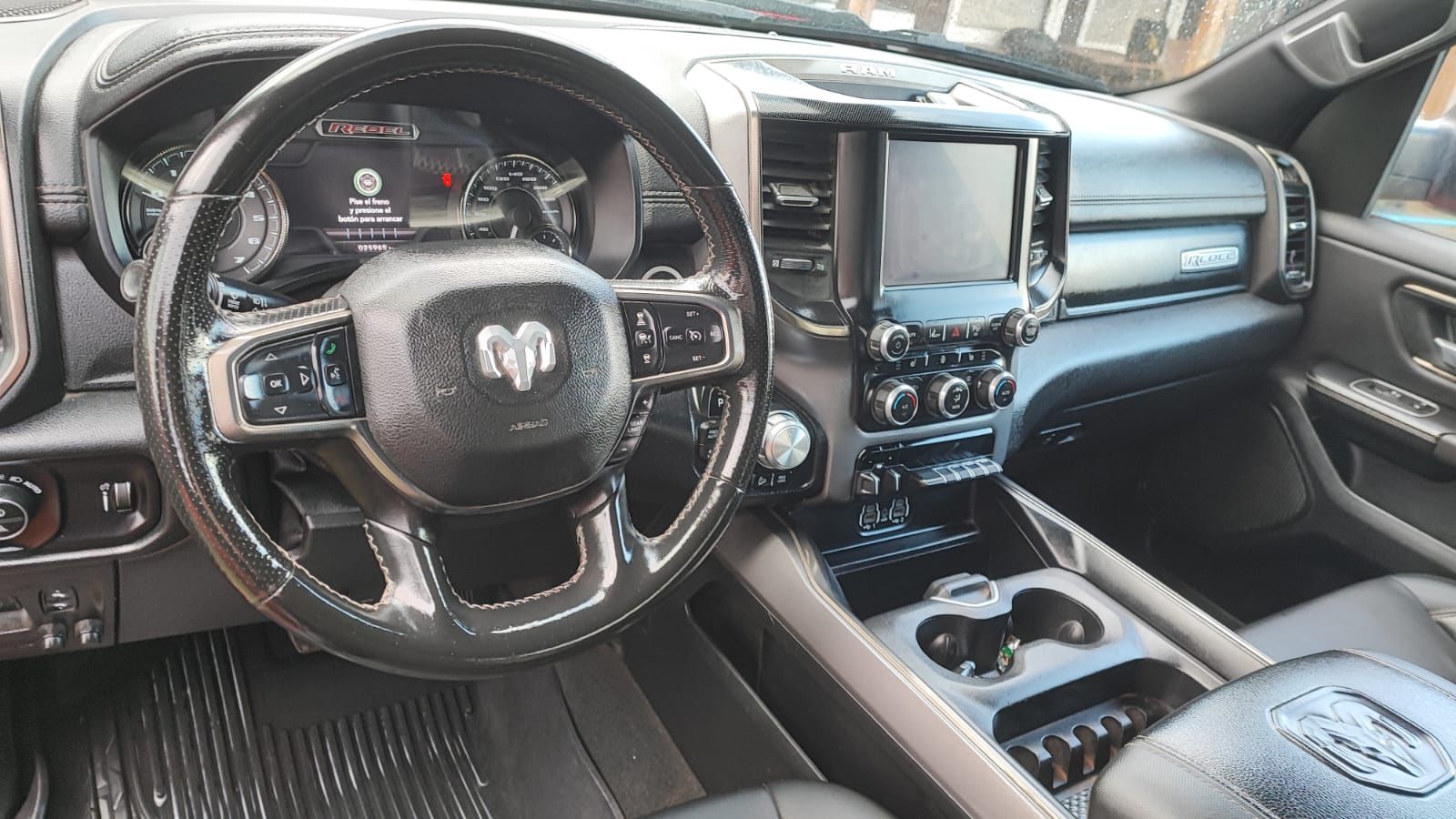 RAM 1500 — foto 6 de 10