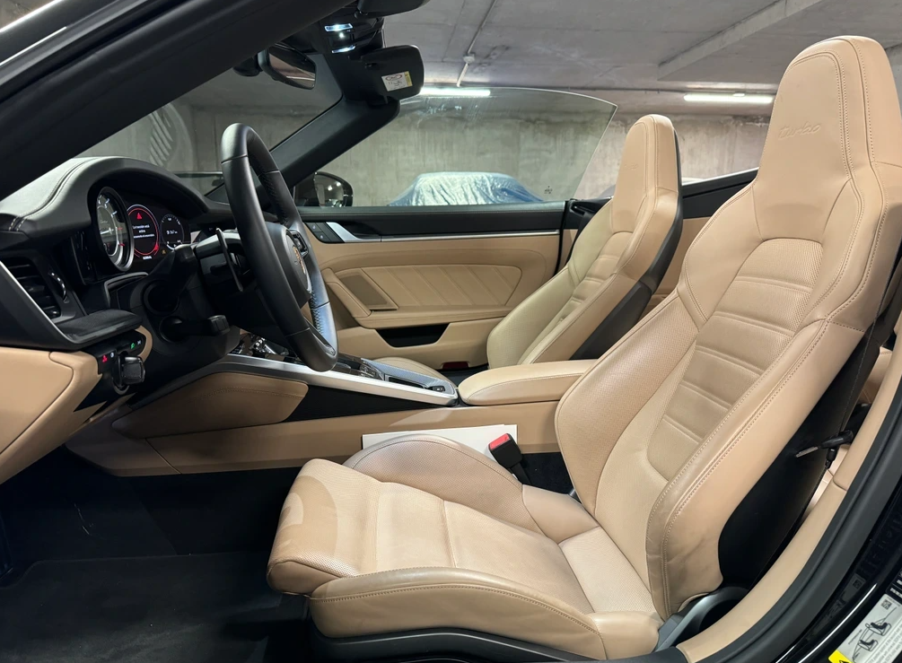 Porsche 911 — foto 13 de 20