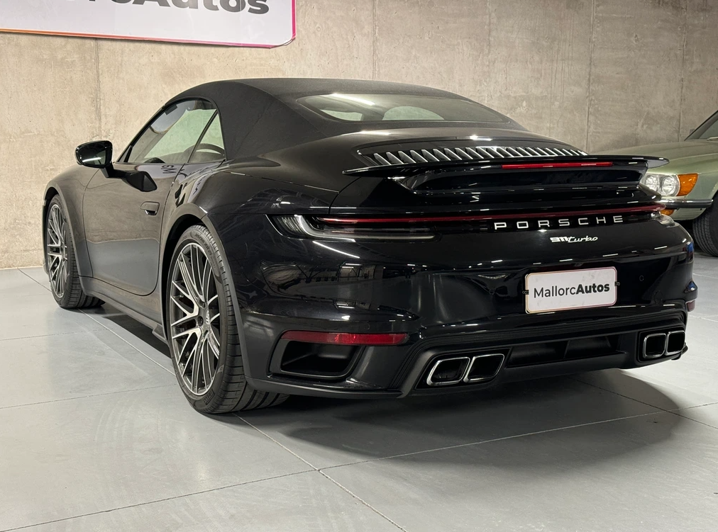 Porsche 911 — foto 7 de 20