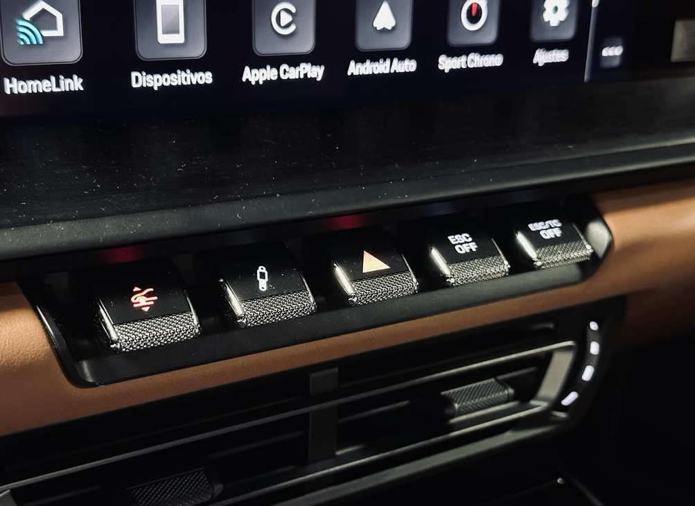 Porsche 911 — foto 17 de 18