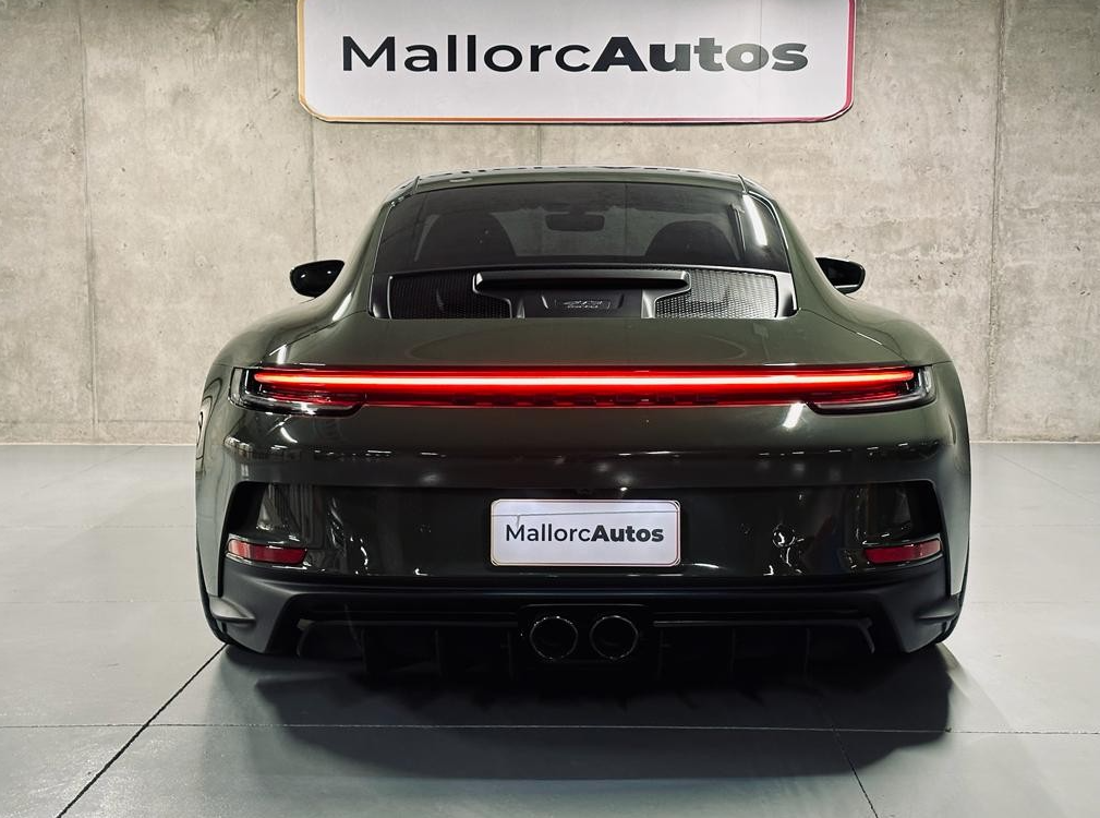 Porsche 911 — foto 6 de 18