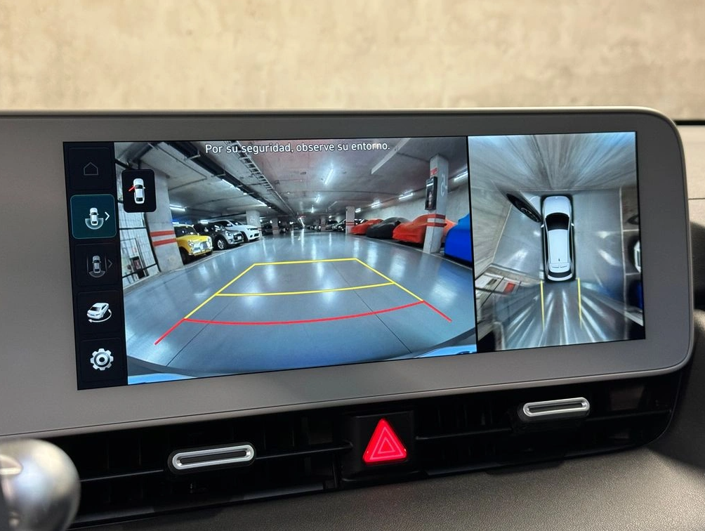 Hyundai Ioniq — foto 20 de 20
