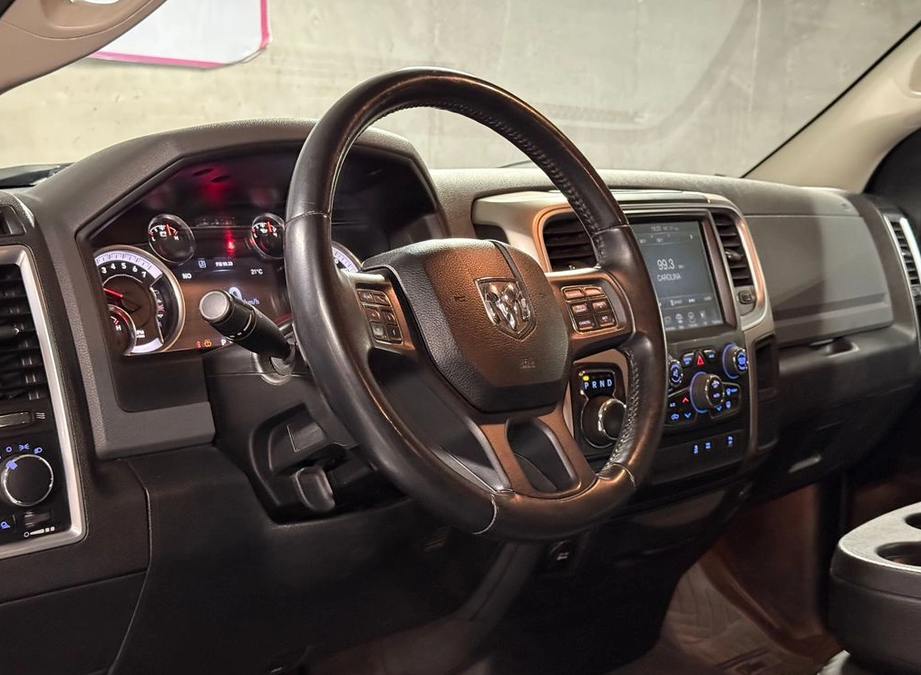 Dodge Ram 1500 — foto 14 de 20