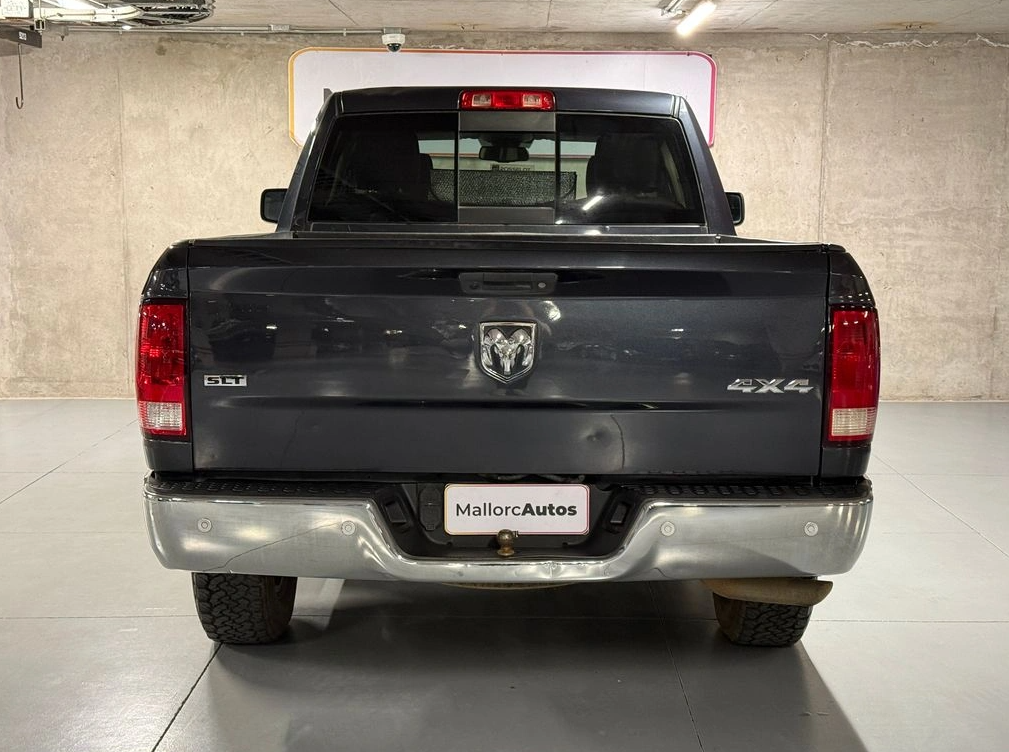 Dodge Ram 1500 — foto 5 de 20