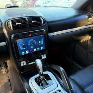 Porsche Cayenne — foto 9 de 15