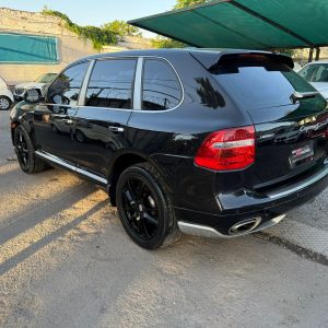 Porsche Cayenne — foto 15 de 15