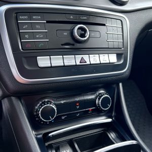Mercedes-Benz Cla220 — foto 15 de 18