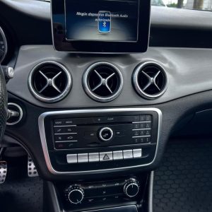 Mercedes-Benz Cla220 — foto 12 de 18