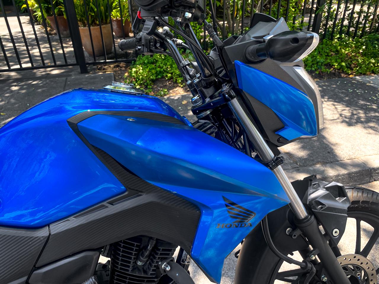 Honda Cb125F Twister — foto 7 de 11