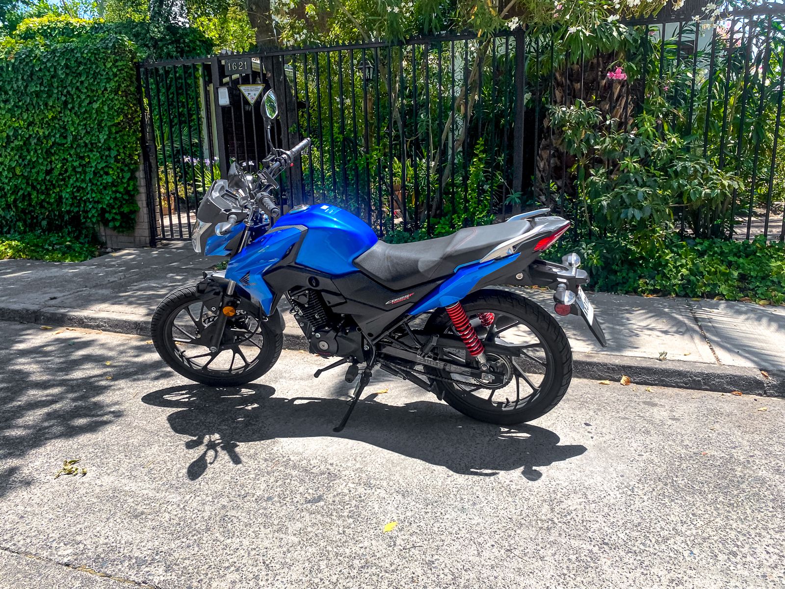 Honda Cb125F Twister — foto 10 de 11