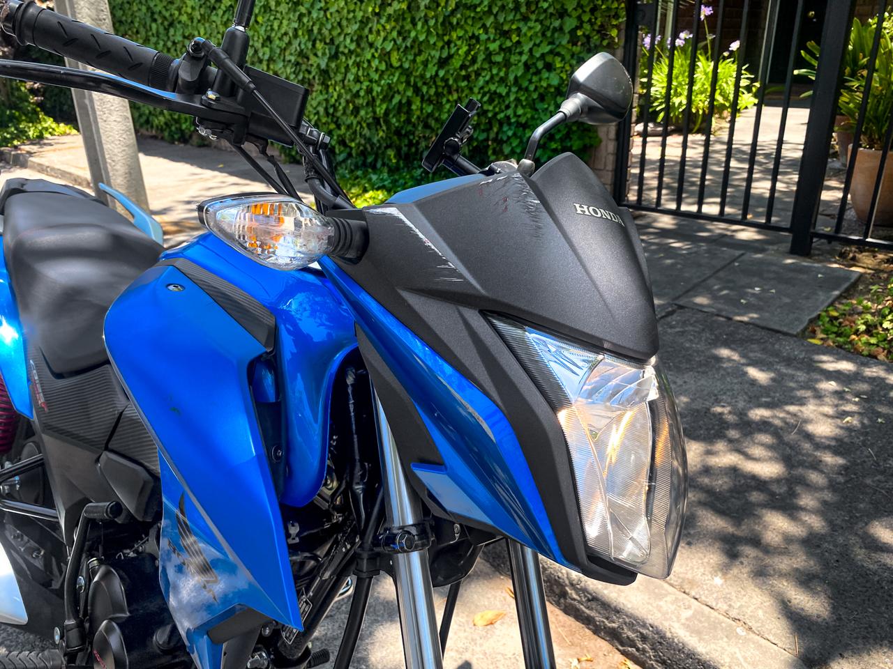 Honda Cb125F Twister — foto 8 de 11