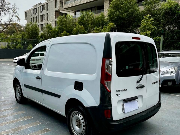 Renault Kangoo — foto 11 de 13