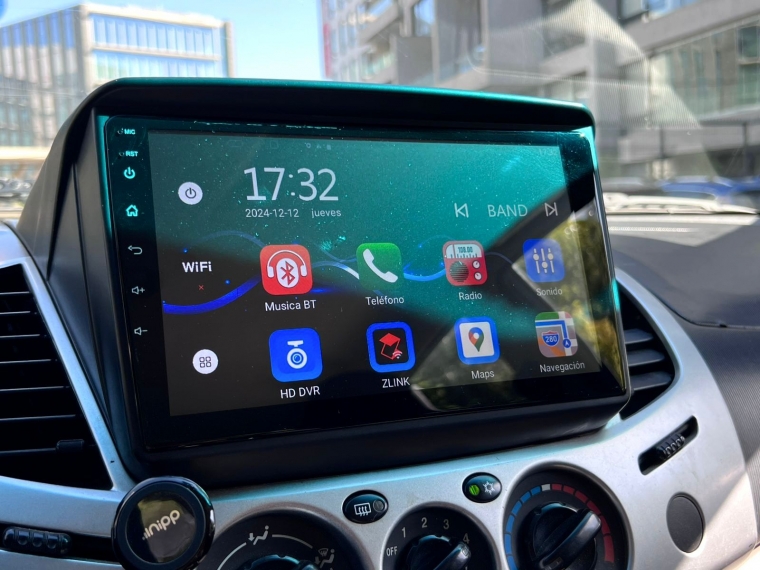 Mitsubishi L200 — foto 4 de 15