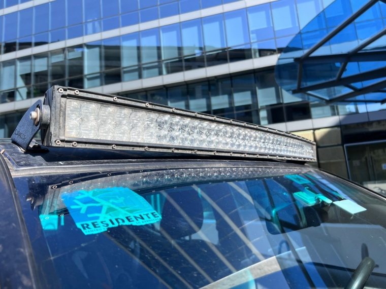 Mitsubishi L200 — foto 11 de 15