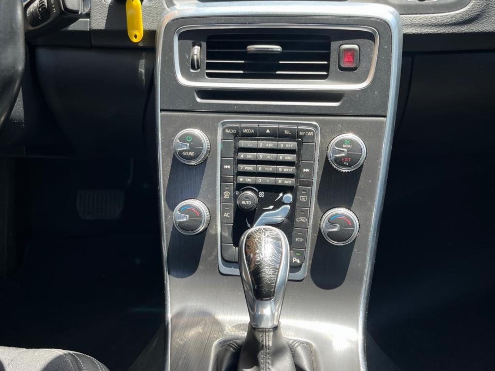 Changan Cs15 — foto 7 de 17