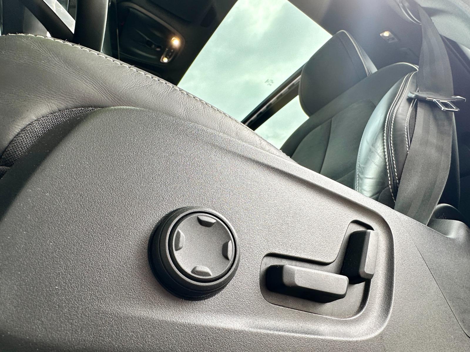 Volvo Xc40 — foto 14 de 20