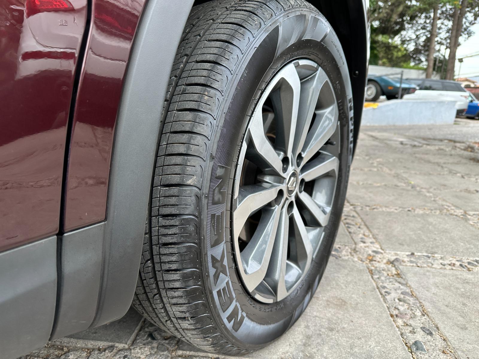 Renault Koleos — foto 12 de 17