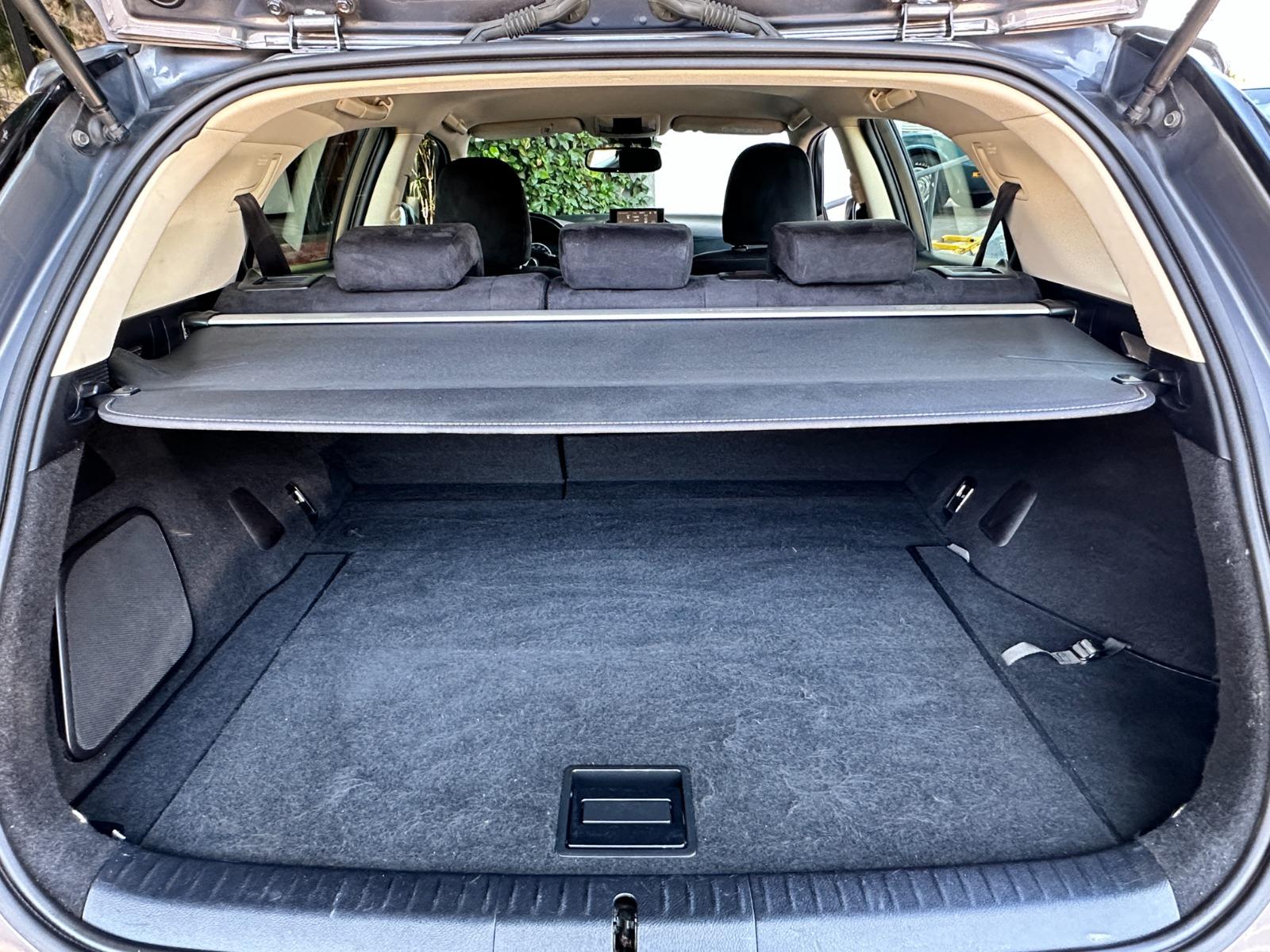Lexus Ct200H — foto 5 de 15