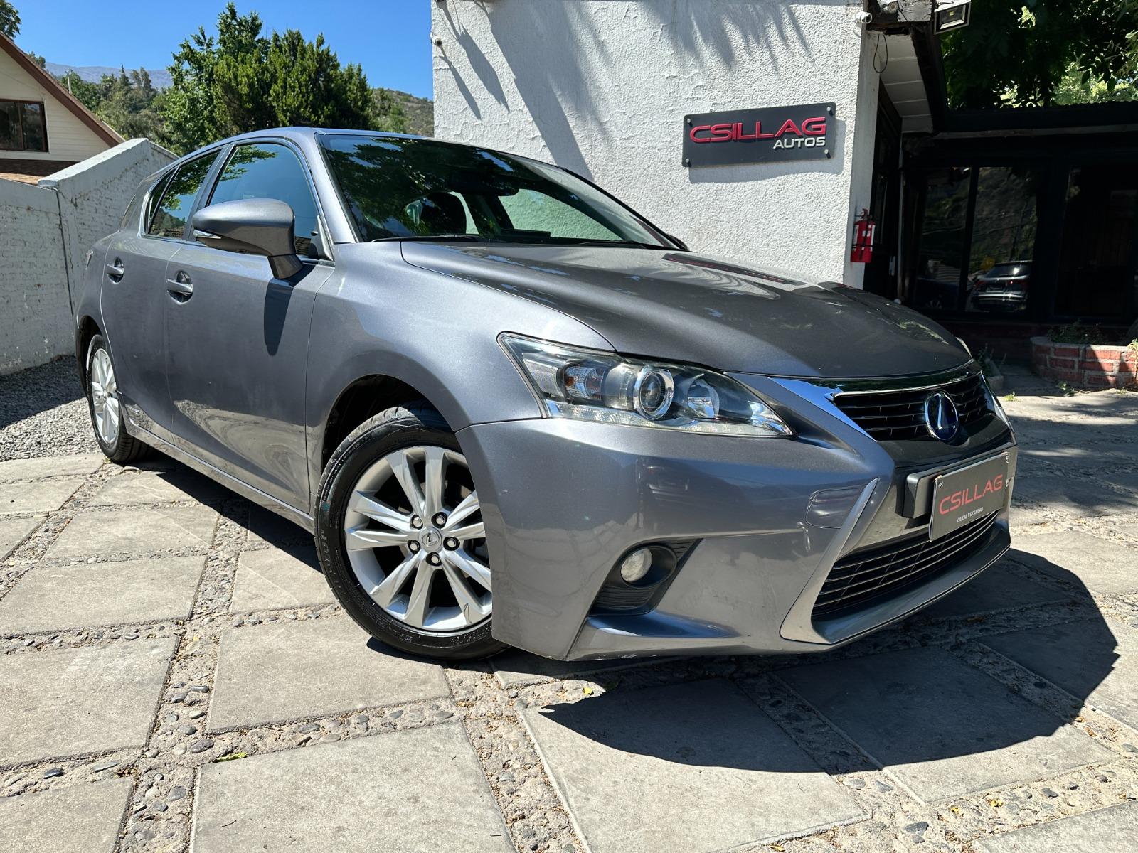 Lexus Ct200H — foto 2 de 15