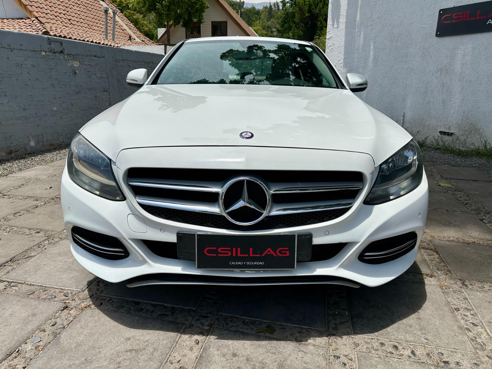Mercedes-Benz C180 — foto 2 de 15