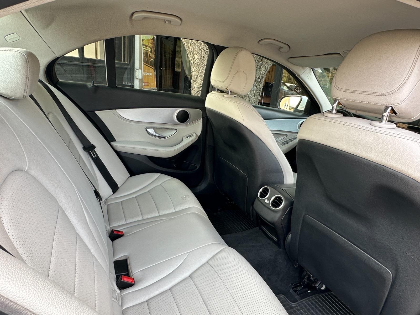 Mercedes-Benz C180 — foto 6 de 15