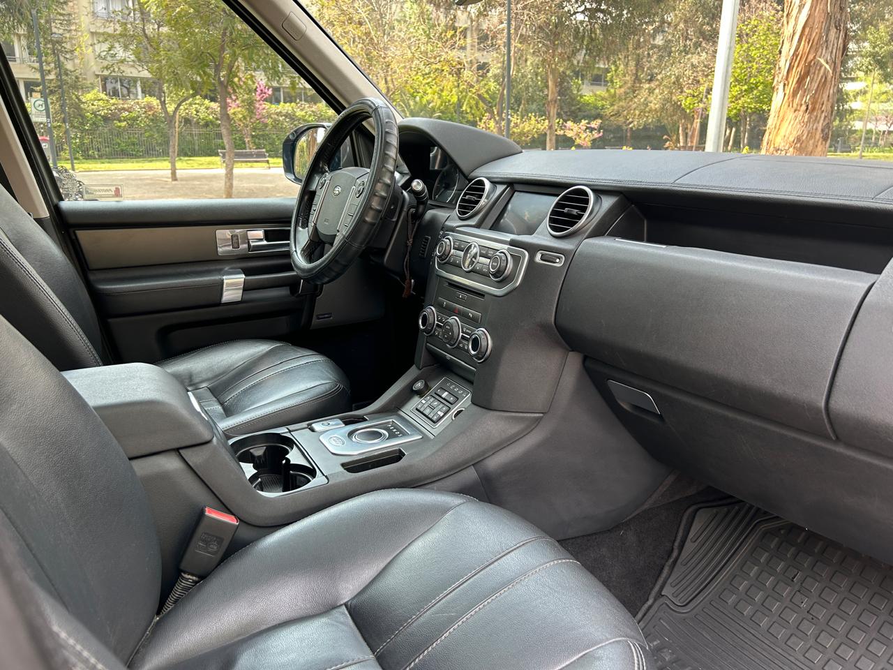 Land Rover Discovery — foto 5 de 14